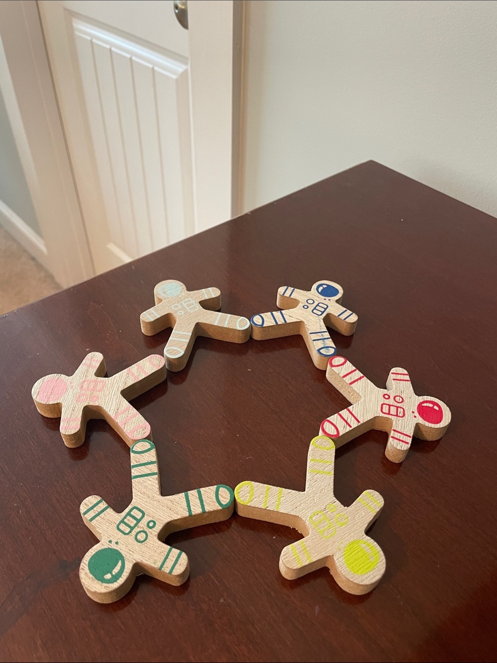Wooden Astronaut Toy Set - Multicolor - Picture 4 of 4